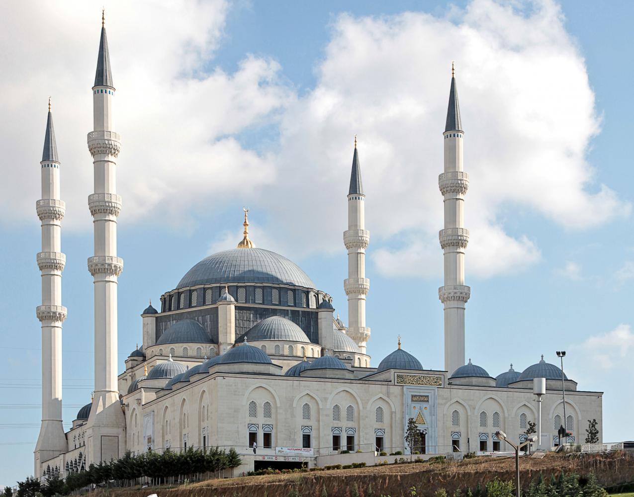 Atasehir Mimar Sinan Mosque